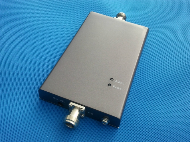 GSM Repeater Amplitec C10L - set s anténami
